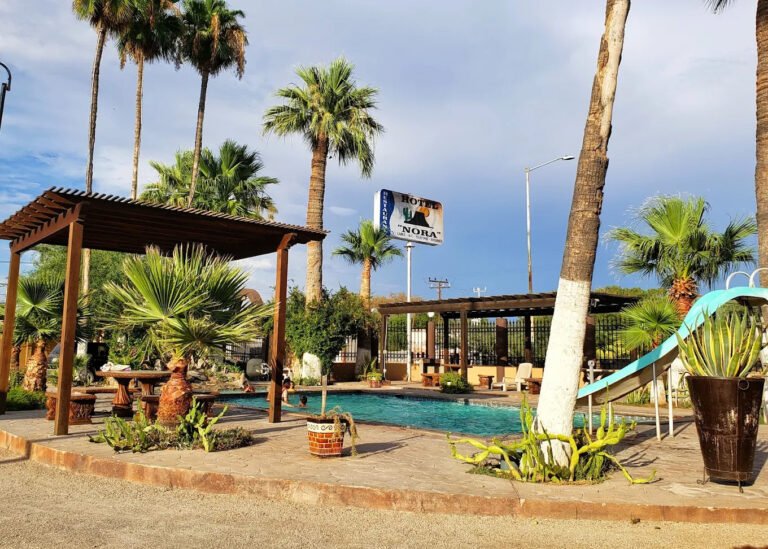 Alberca Nora